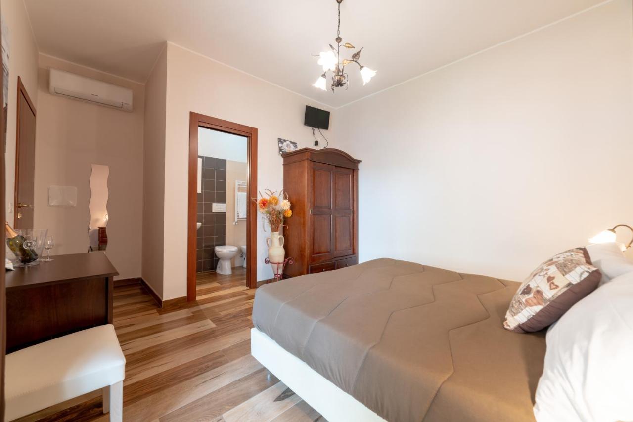 Myricae Rooms Affittacamere No Late Arrival Fiumicino Bagian luar foto